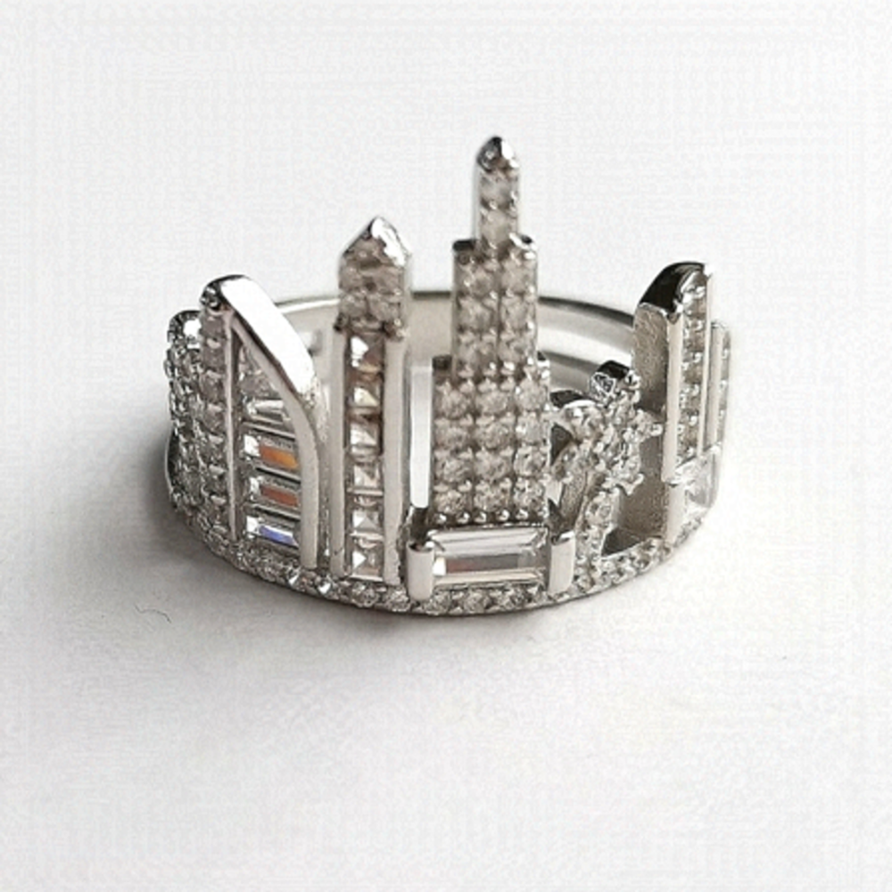 NEW, City Skyline sterling silver cz ring size  8